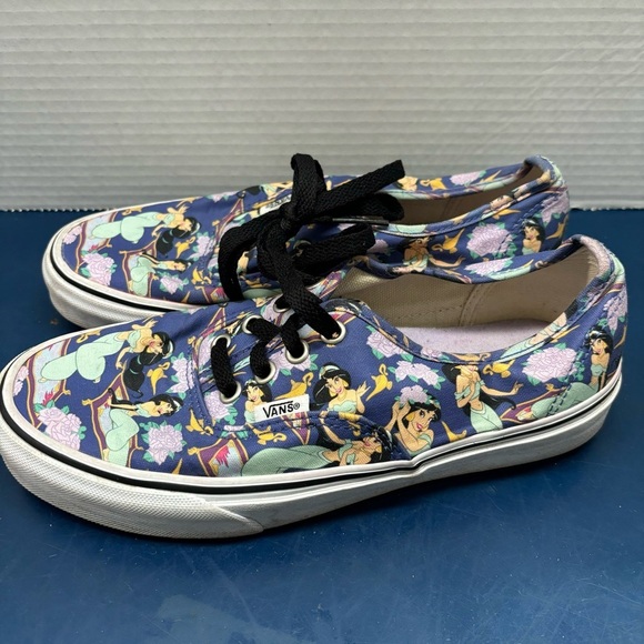 Vans Disney collab Authentic Jasmine Princess shoes size 6M, 7.5W - Picture 2 of 6